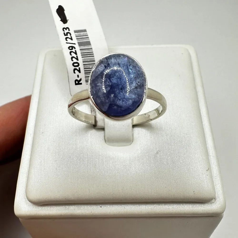 NWT Oval cut, 10x12mm Tanzanite Cabochon solitaire‎ ring in sterling silver!